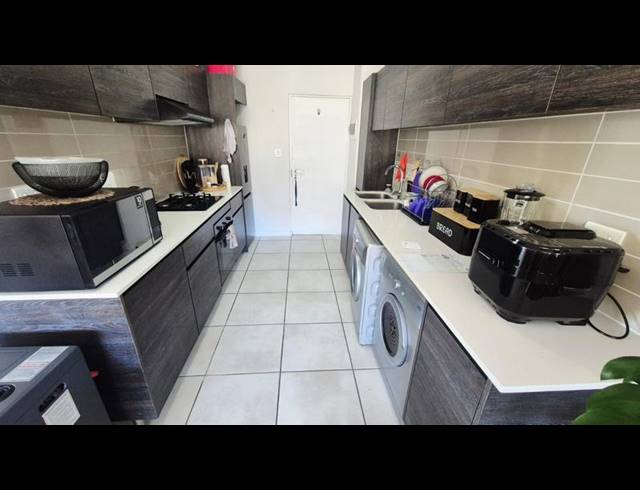 1 BEDROOM TOWNHOUSE FOR SALE IN OAKDENE